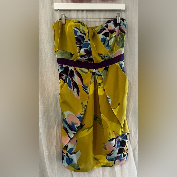 Vince Camuto Yellow Sheath Cocktail Dress - Picture 2 of 10